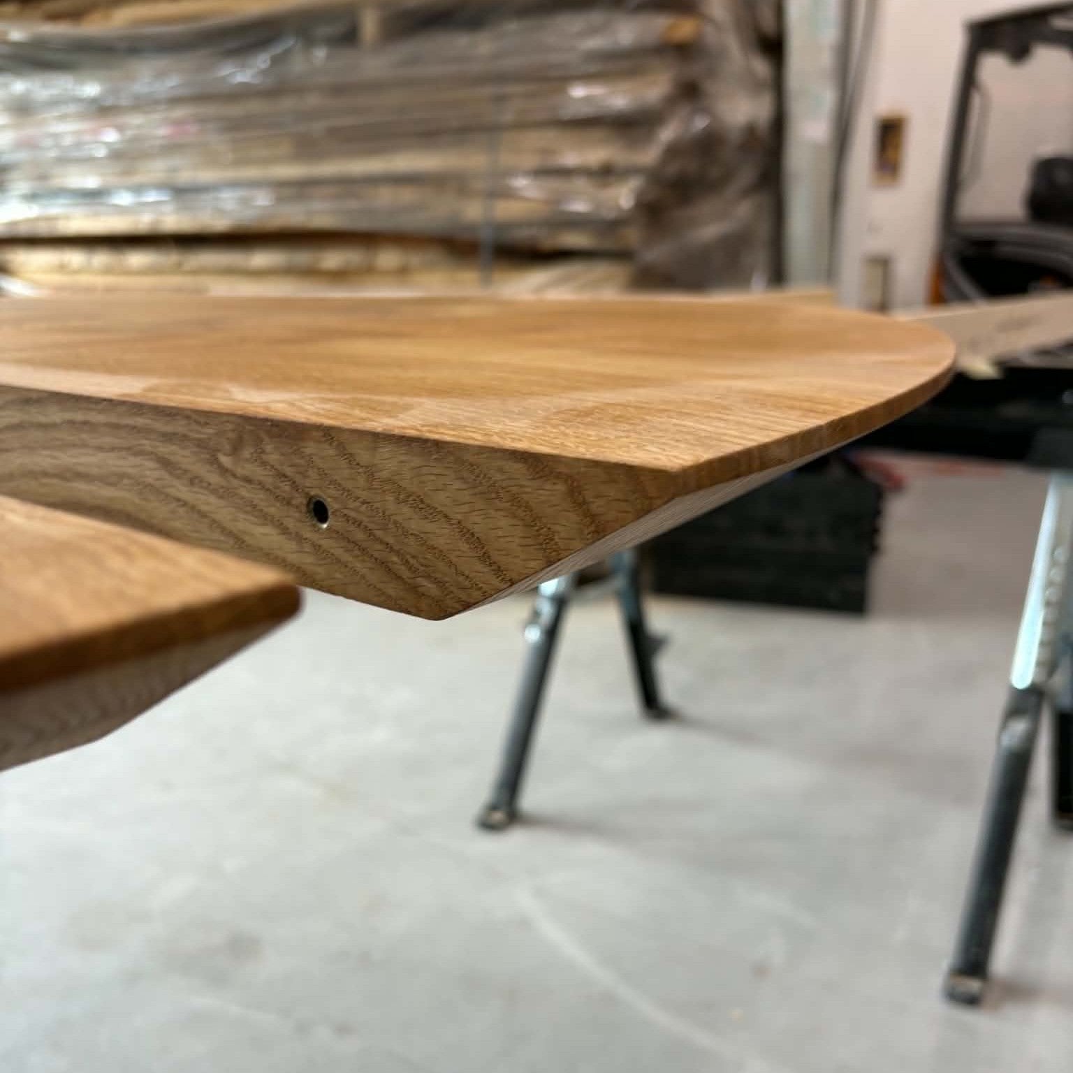 Nordisk Eg 140Ø + 2 stk tillægsplader (skrå kant)