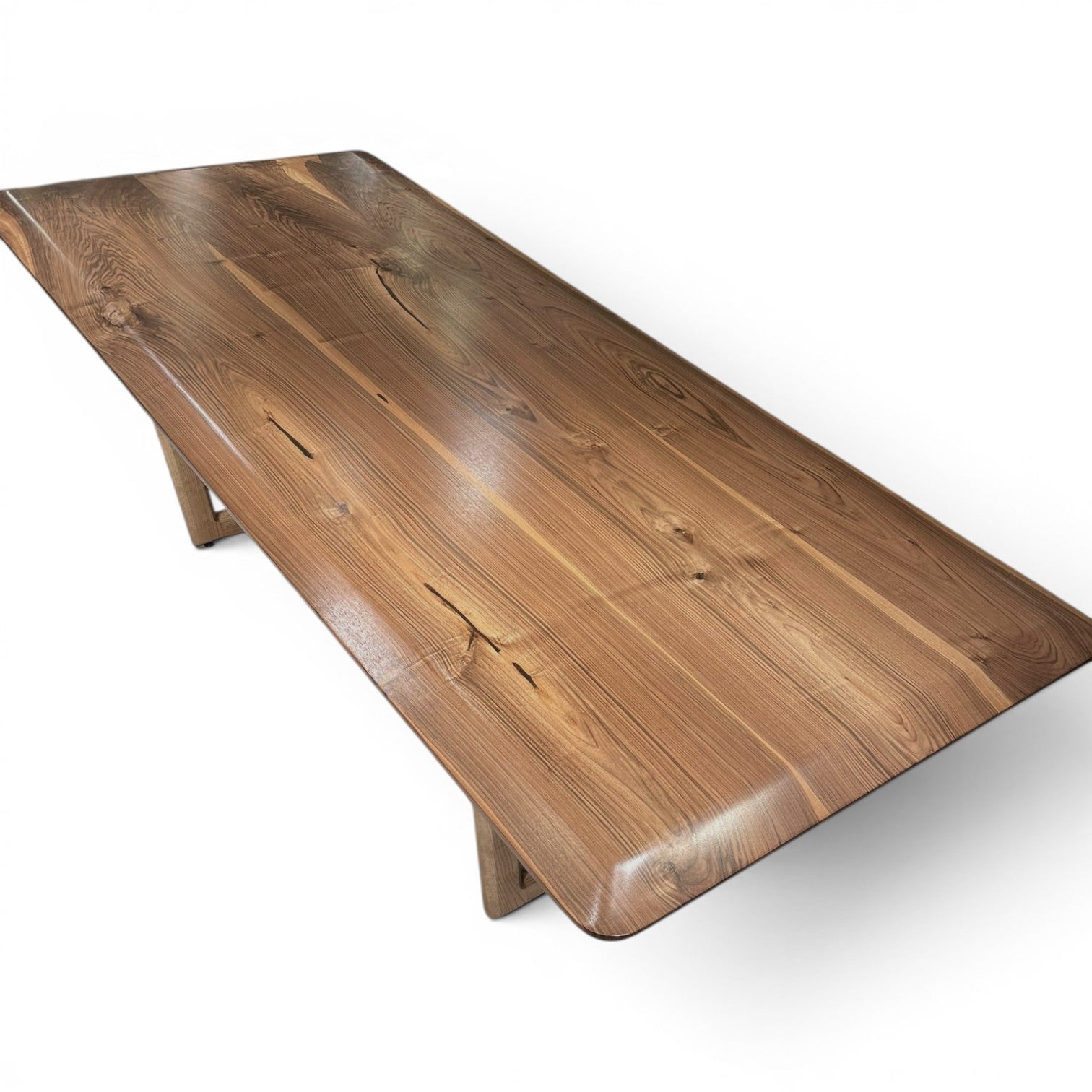 Valnød plankebord 104x240 cm (special kant)