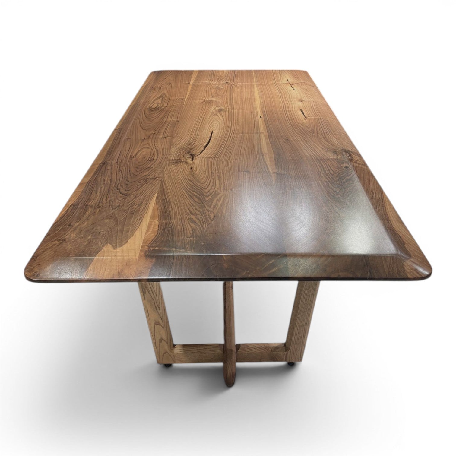 Valnød plankebord 104x240 cm (special kant)