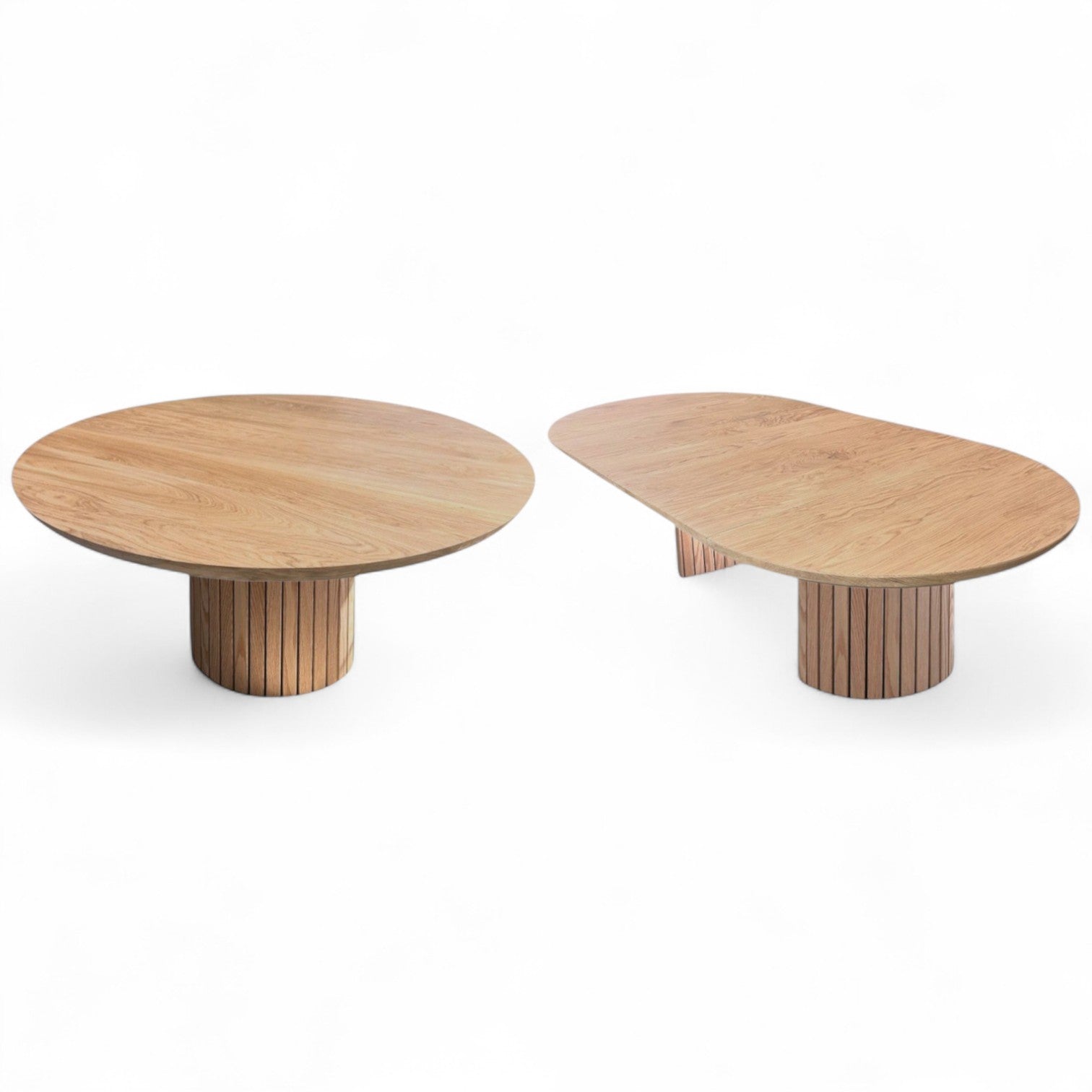 Rundt plankebord m. eg sokkelfod + (0-2 tillægsplader)